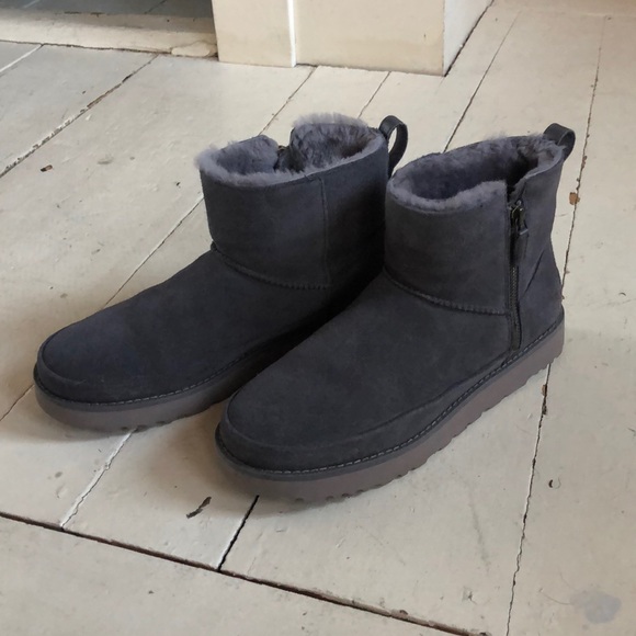 UGG Shoes - Gray Ugg Classic Zip Mini NWOT